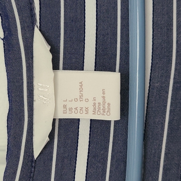 H&M long sleeve blouse - Picture 3 of 4